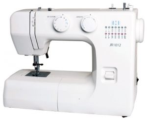 کار کردن با چرخ خیاطی ژانومه