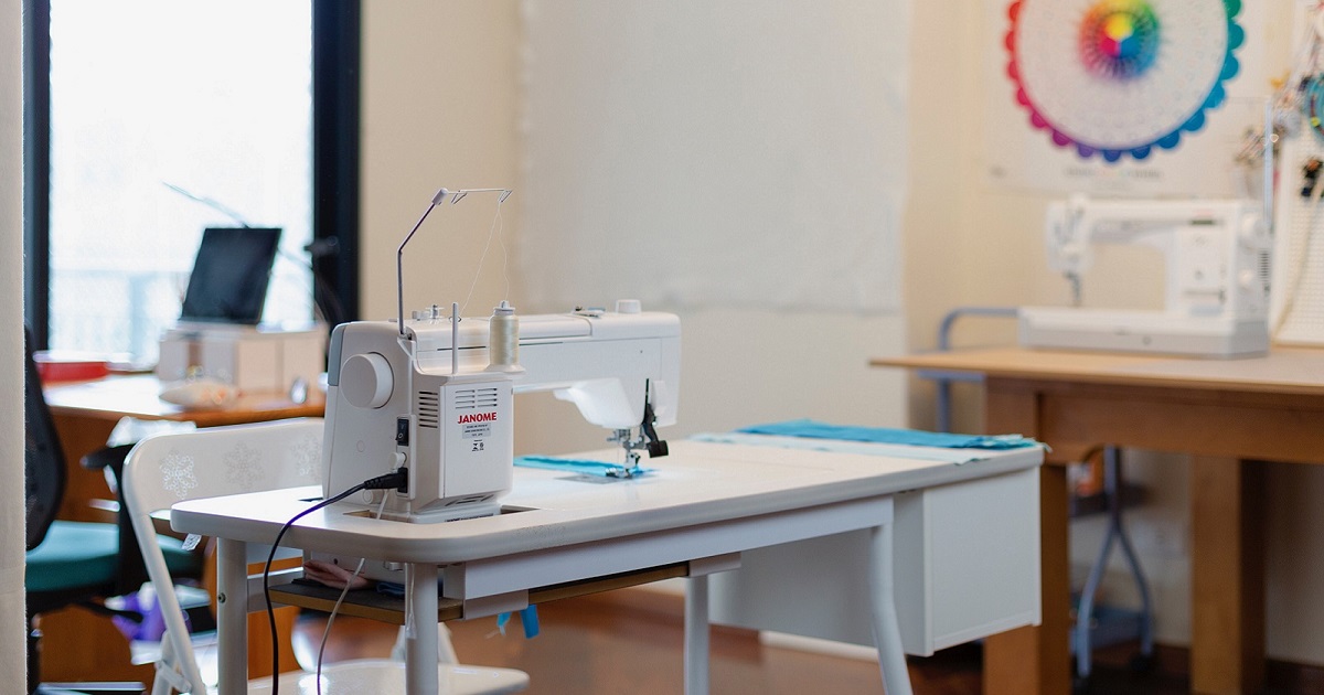 قفل کردن چرخ خیاطی ژانومه، علت و راه حل